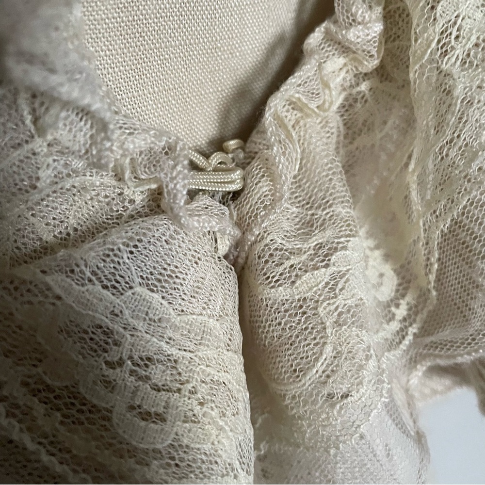 Susan Lawrence Cream Ruffled Sweater - Picture 3 of 7
